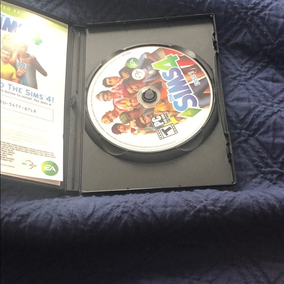 The Sims four limited edition PC DVD ROM - Picture 2 of 3